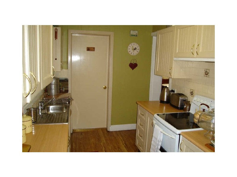 6 Mena Place, Lithgow NSW 2790