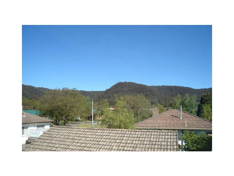 6 Mena Place, Lithgow NSW 2790