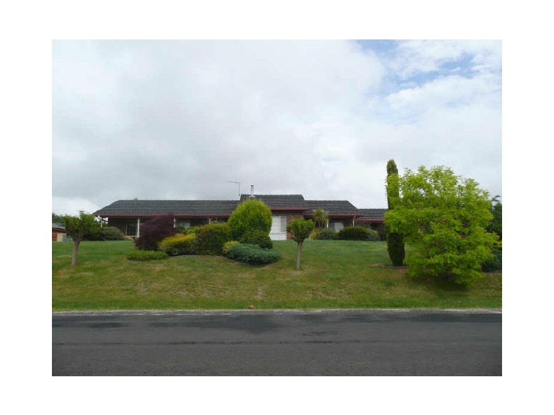 4 Pimpala Street, Marrangaroo NSW 2790