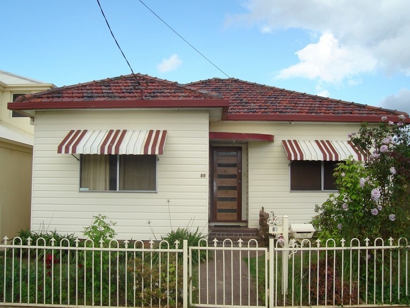 89 Rifle Parade, Lithgow NSW 2790