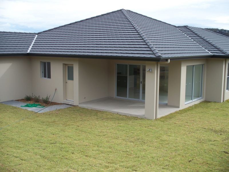 14 Sandalwood Drive, Lithgow NSW 2790