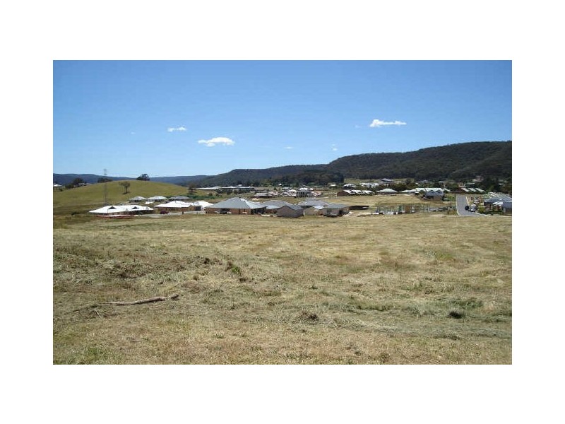 30 Surveyor’s Way, South Bowenfels NSW 2790