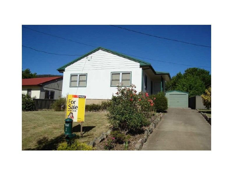 7 Thompson Street, Lithgow NSW 2790