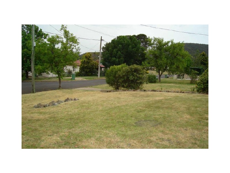 7 Thompson Street, Lithgow NSW 2790