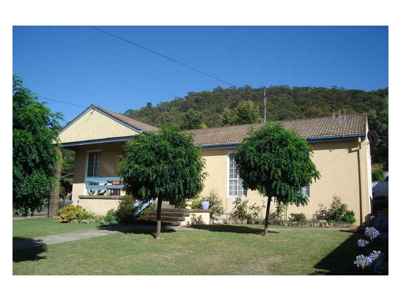 4 Geordie Street, Lithgow NSW 2790