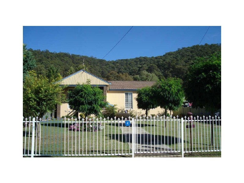 4 Geordie Street, Lithgow NSW 2790