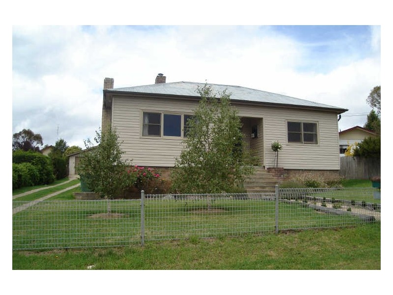 3 Simpkins Street, Wallerawang NSW 2845