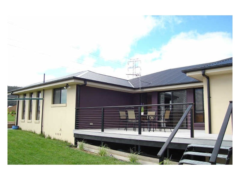 15 Kirkley Street, Lithgow NSW 2790