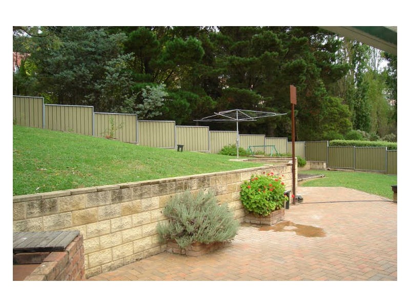 34 Maple Crescent, Lithgow NSW 2790