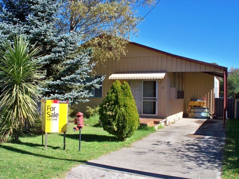 16 Enfield Avenue, Lithgow NSW 2790