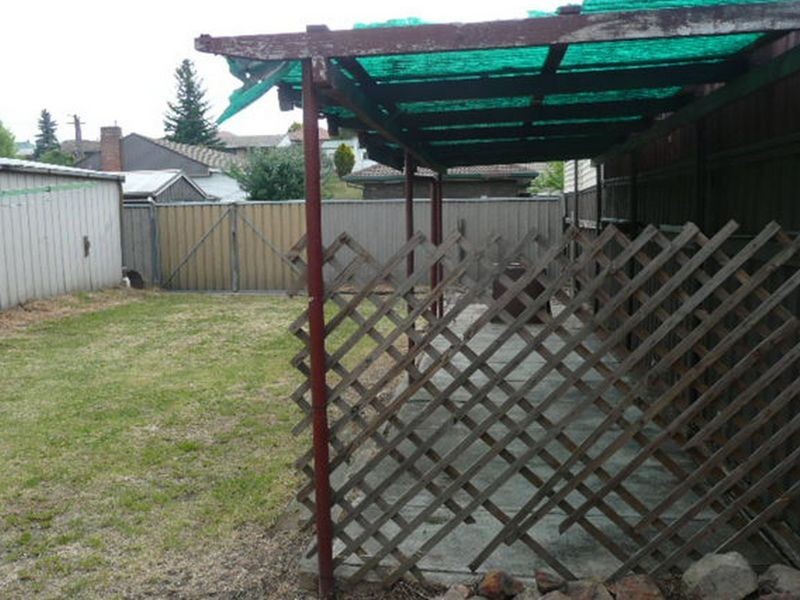 16 Enfield Avenue, Lithgow NSW 2790