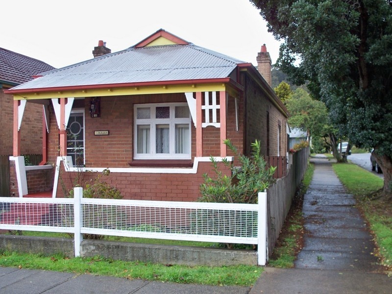 17 Atkinson Street, Lithgow NSW 2790