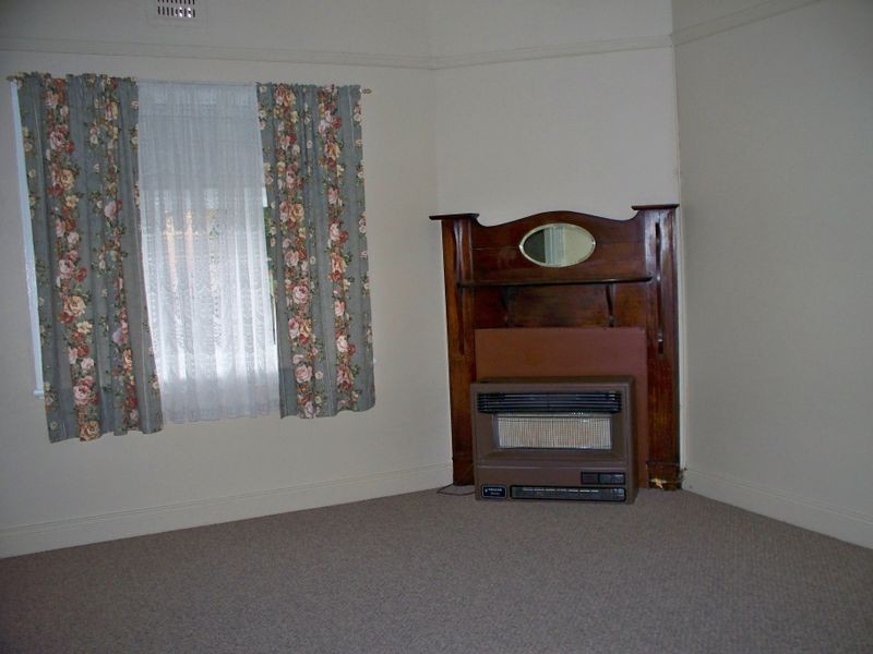 17 Atkinson Street, Lithgow NSW 2790
