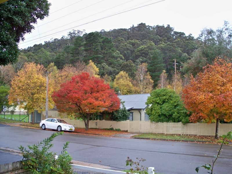 17 Atkinson Street, Lithgow NSW 2790