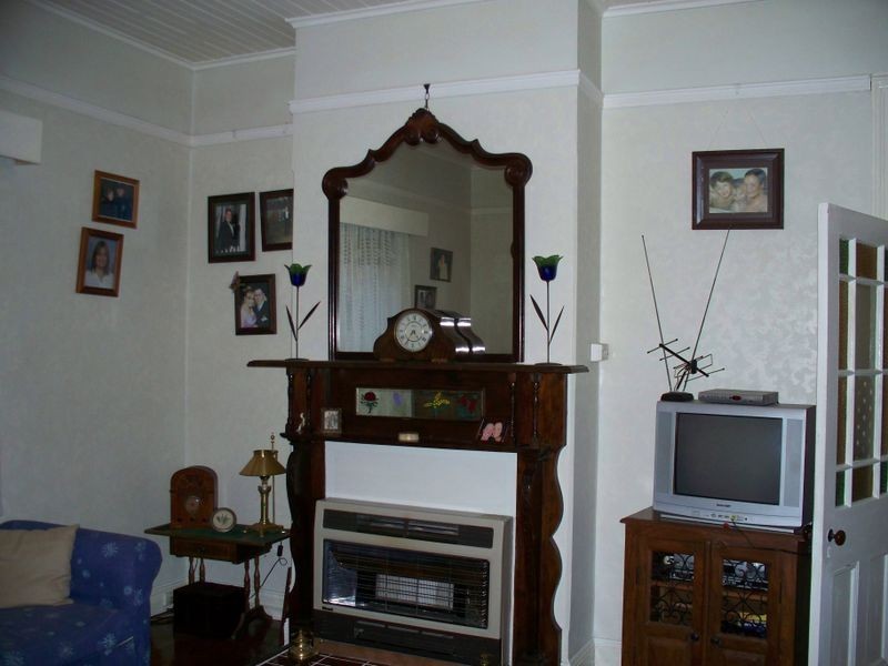 18 Read Avenue, Lithgow NSW 2790