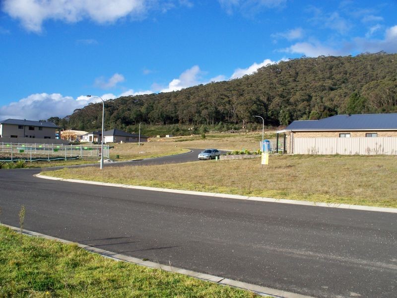 Lot 203 Eucalypt Place, South Bowenfels NSW 2790