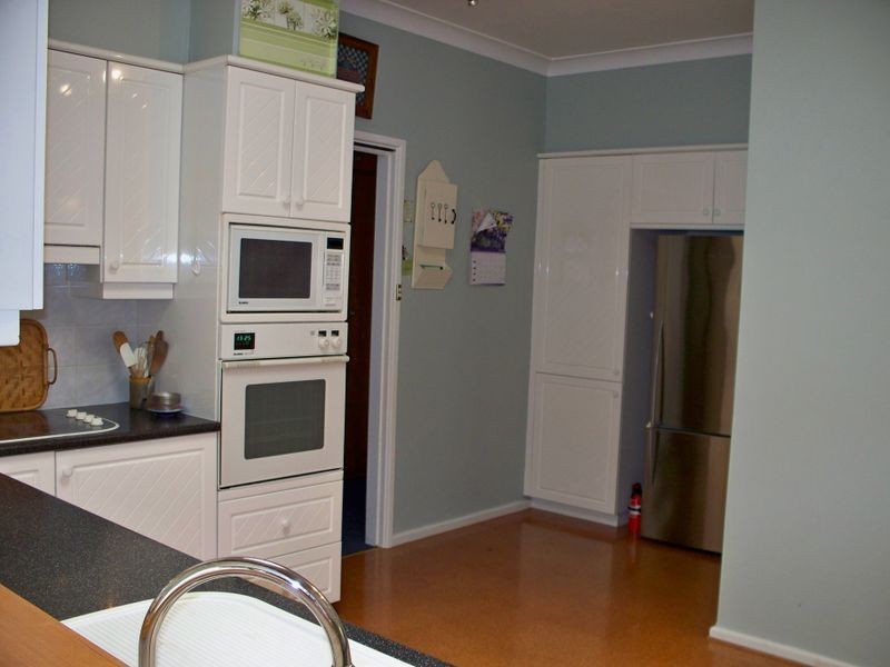 27 Malvern Street, Lithgow NSW 2790