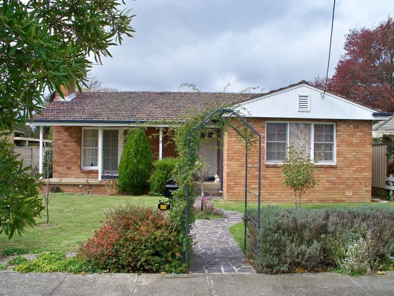 27 Malvern Street, Lithgow NSW 2790