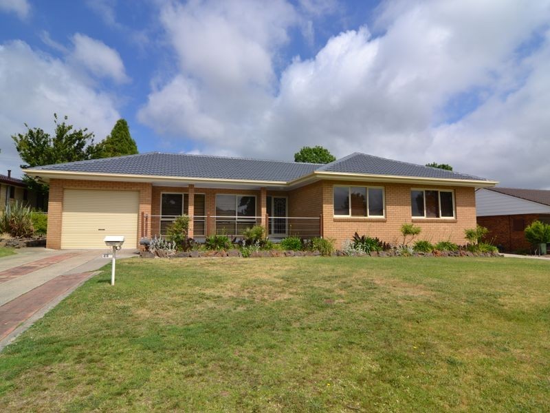 22 Curtin Place, Lithgow NSW 2790