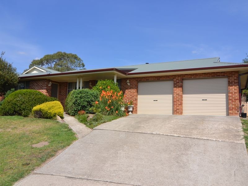 5 Blackett Drive, Wallerawang NSW 2845