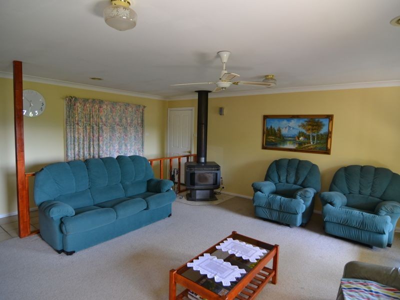 5 Blackett Drive, Wallerawang NSW 2845