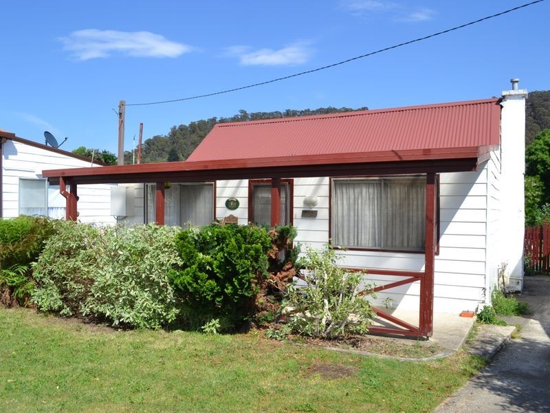 180 Inch Street, Lithgow NSW 2790