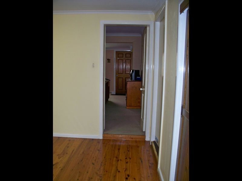 180 Inch Street, Lithgow NSW 2790