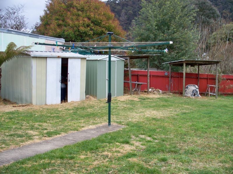 180 Inch Street, Lithgow NSW 2790