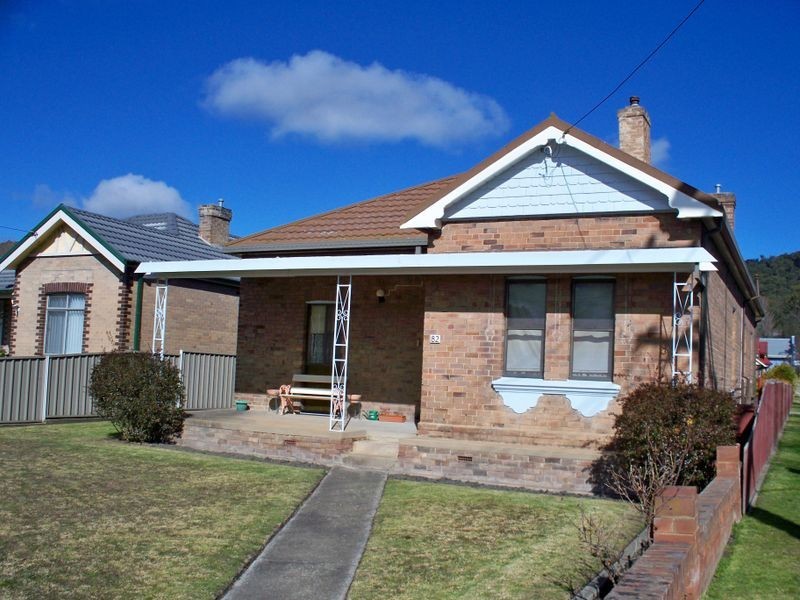 82 Hassans Walls Road, Lithgow NSW 2790