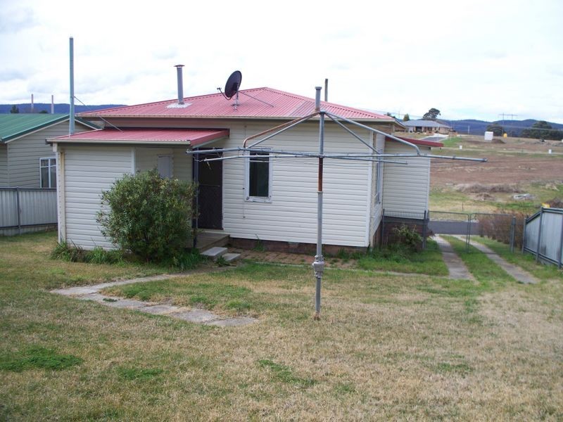 51 Cary Avenue, Wallerawang NSW 2845