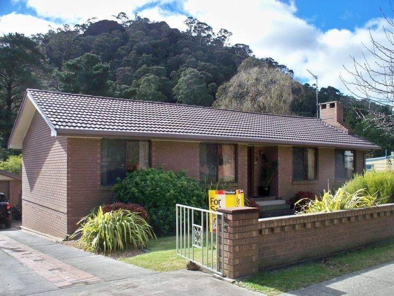 32 Bells Road, Lithgow NSW 2790