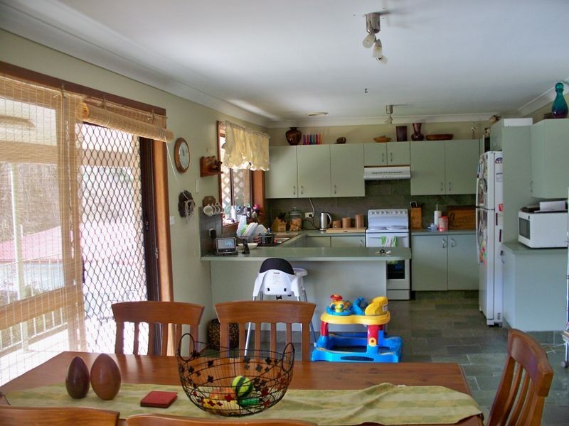 32 Bells Road, Lithgow NSW 2790