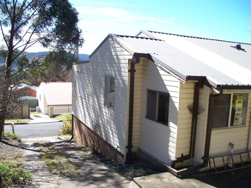 31 Fourth Street, Lithgow NSW 2790