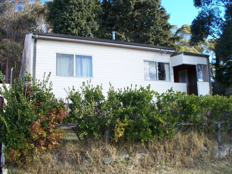 31 Fourth Street, Lithgow NSW 2790