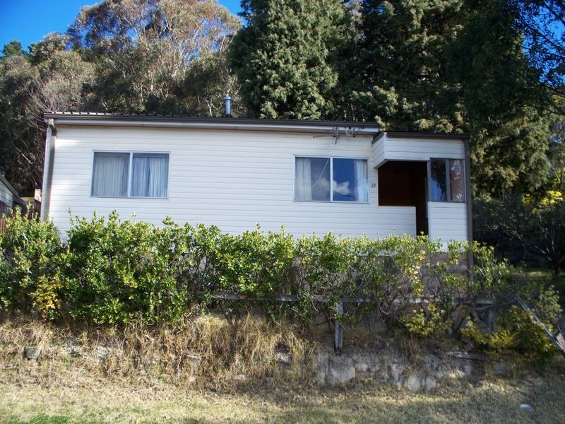 31 Fourth Street, Lithgow NSW 2790