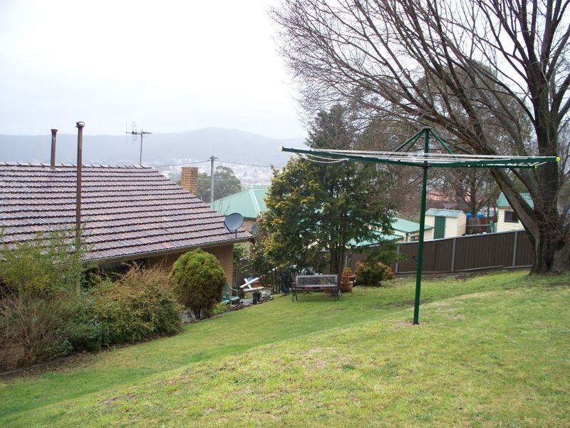 27 Hepburn Street, Lithgow NSW 2790