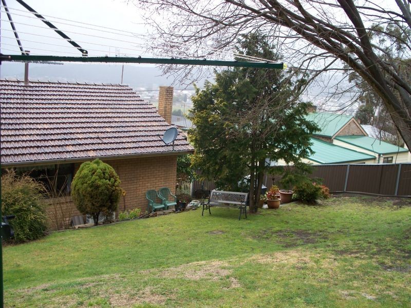 27 Hepburn Street, Lithgow NSW 2790
