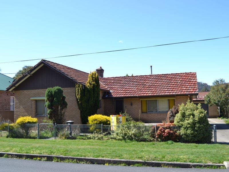 11 Macaulay Street, Lithgow NSW 2790