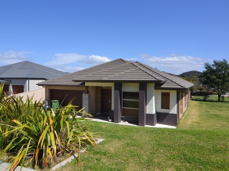 7 Sandalwood Drive, Lithgow NSW 2790