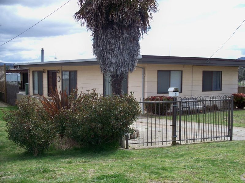 1 Commens Street, Wallerawang NSW 2845