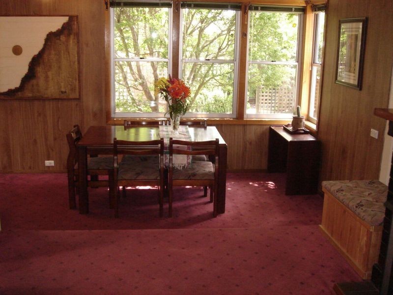 37 Martini Parade, Lithgow NSW 2790