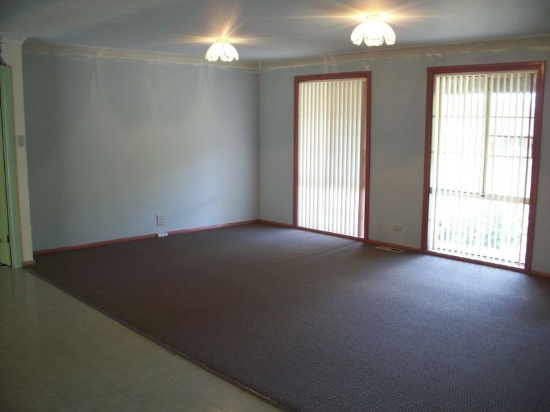 22 Maple Crescent, Lithgow NSW 2790