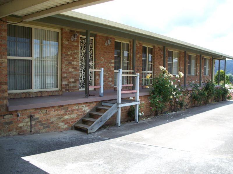 22 Maple Crescent, Lithgow NSW 2790