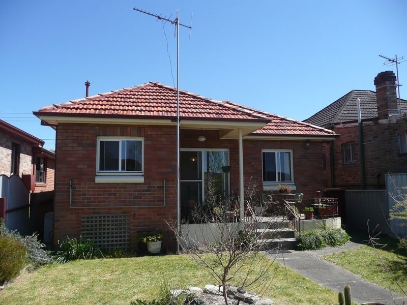 41 Academy Street, Lithgow NSW 2790