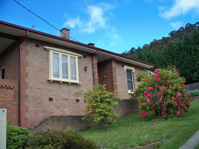88 Macauley Street, Lithgow NSW 2790