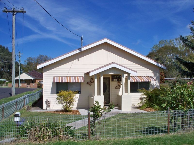 6 Sandford Avenue, Lithgow NSW 2790