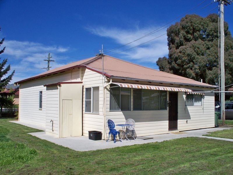 6 Sandford Avenue, Lithgow NSW 2790