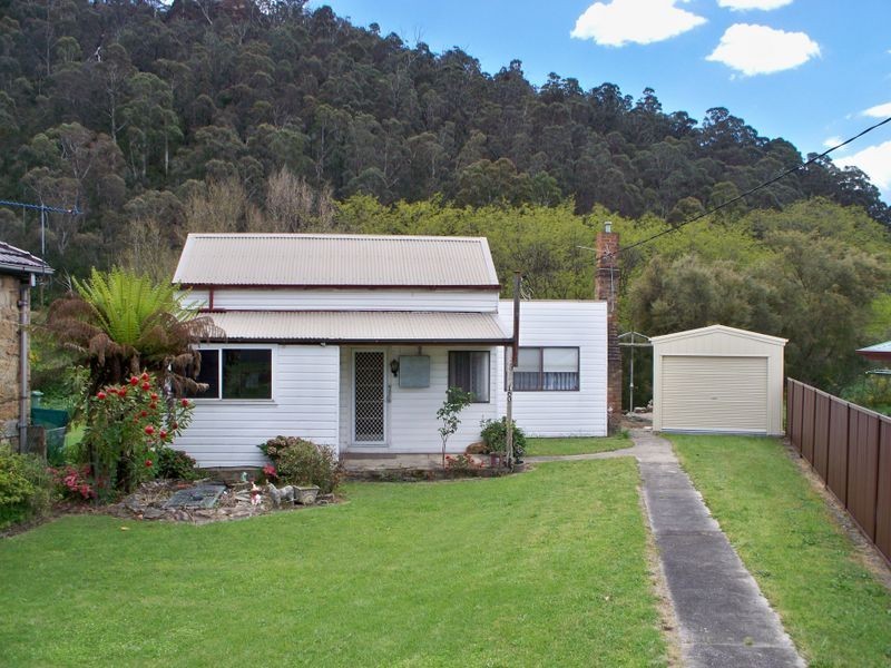 160 Bells Road, Lithgow NSW 2790