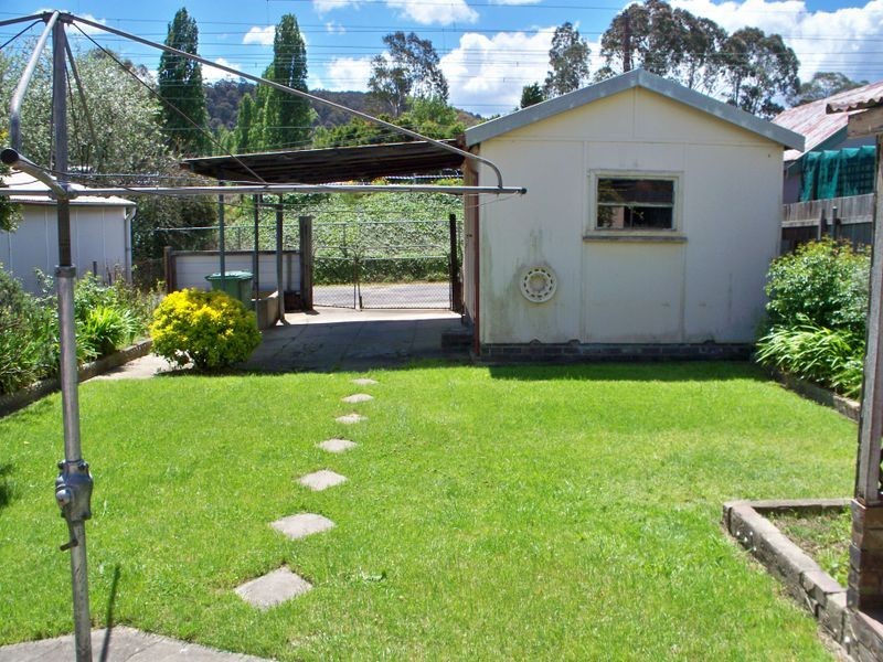 18 Chifley Road, Lithgow NSW 2790