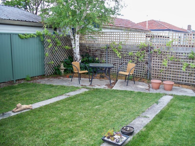 70 Rifle Parade, Lithgow NSW 2790